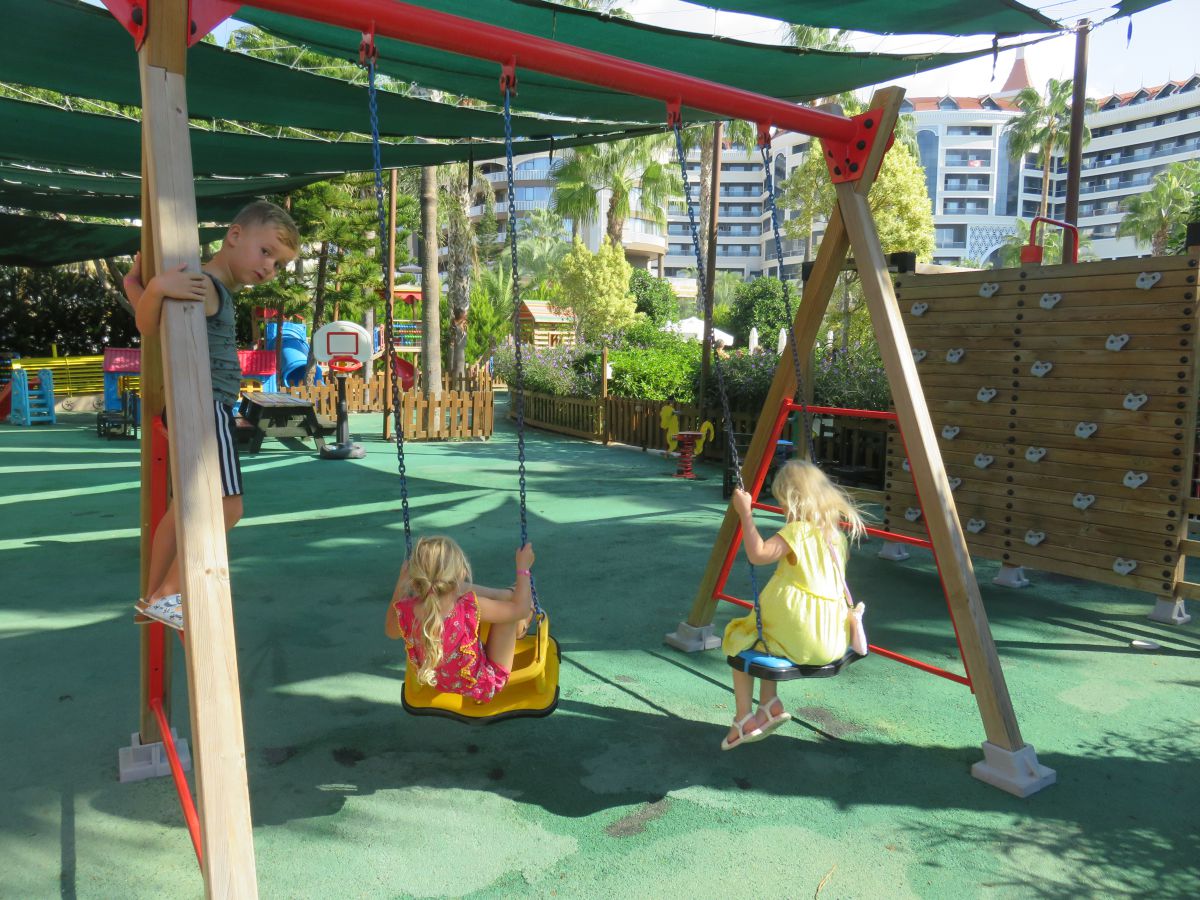 imagini hotel Kirman Leodikya Alanya